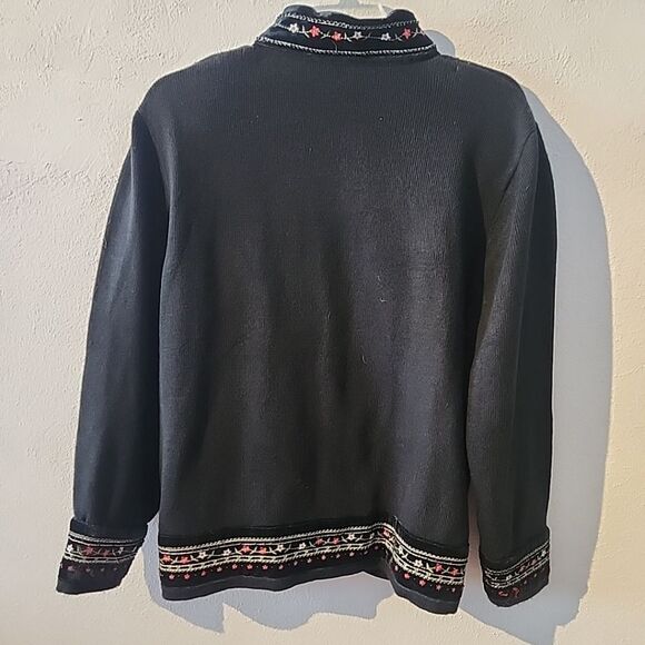 Vintage Wool Blend Cardigan Sweater Embroidered Flowers Christmas Black Red Zip - Picture 5 of 5